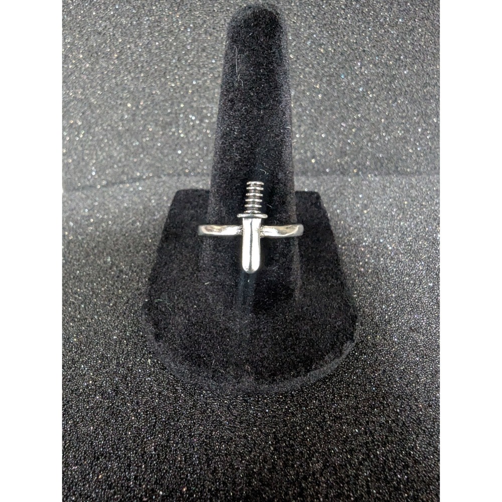 Silver‎ Sword Pendant Ring - size 8